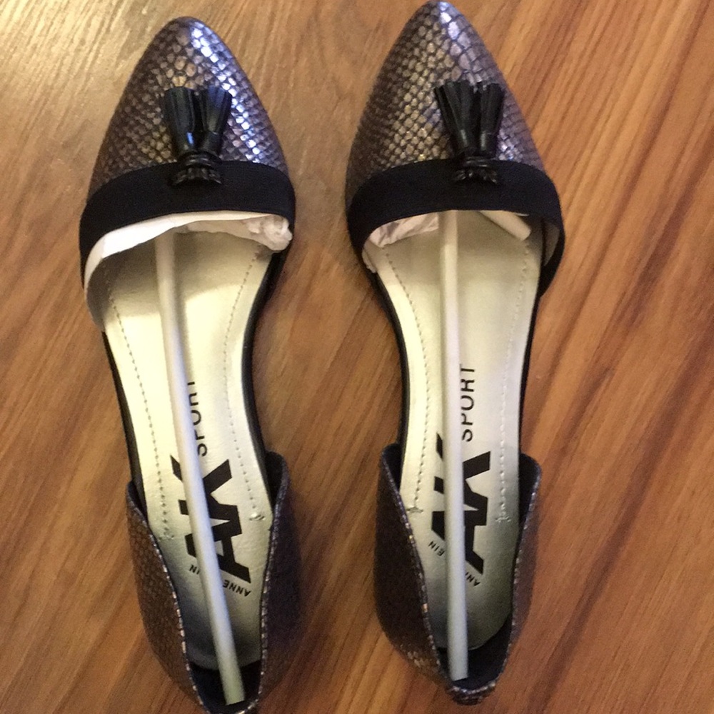 Anne Klein sport flats. NIB!